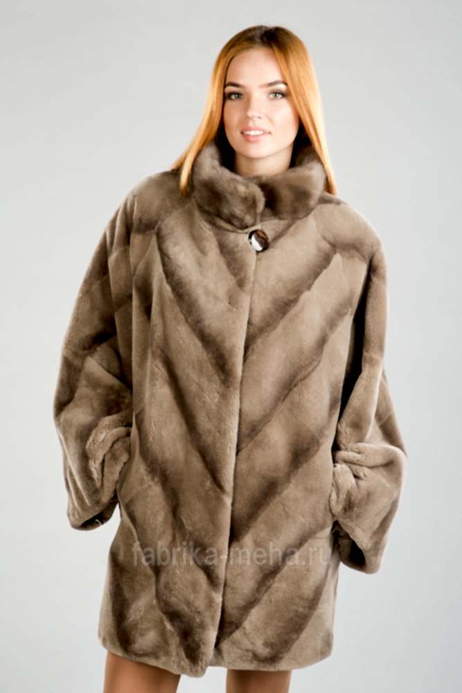 Весь март при покупке шубы - шапка в подарок Весь март при покупке шубы - шапка в подарок